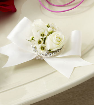 FTD® Pure Heaven™ Wristlet